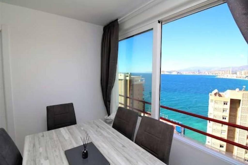 Doro Seaview Apartment Бенідорм Екстер'єр фото